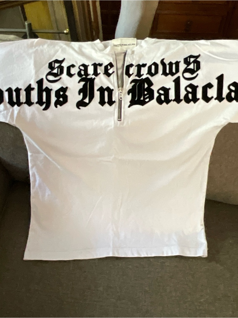 Youths In Balaclava Scarecrows men’s new white T shirt black flocking XS $180
